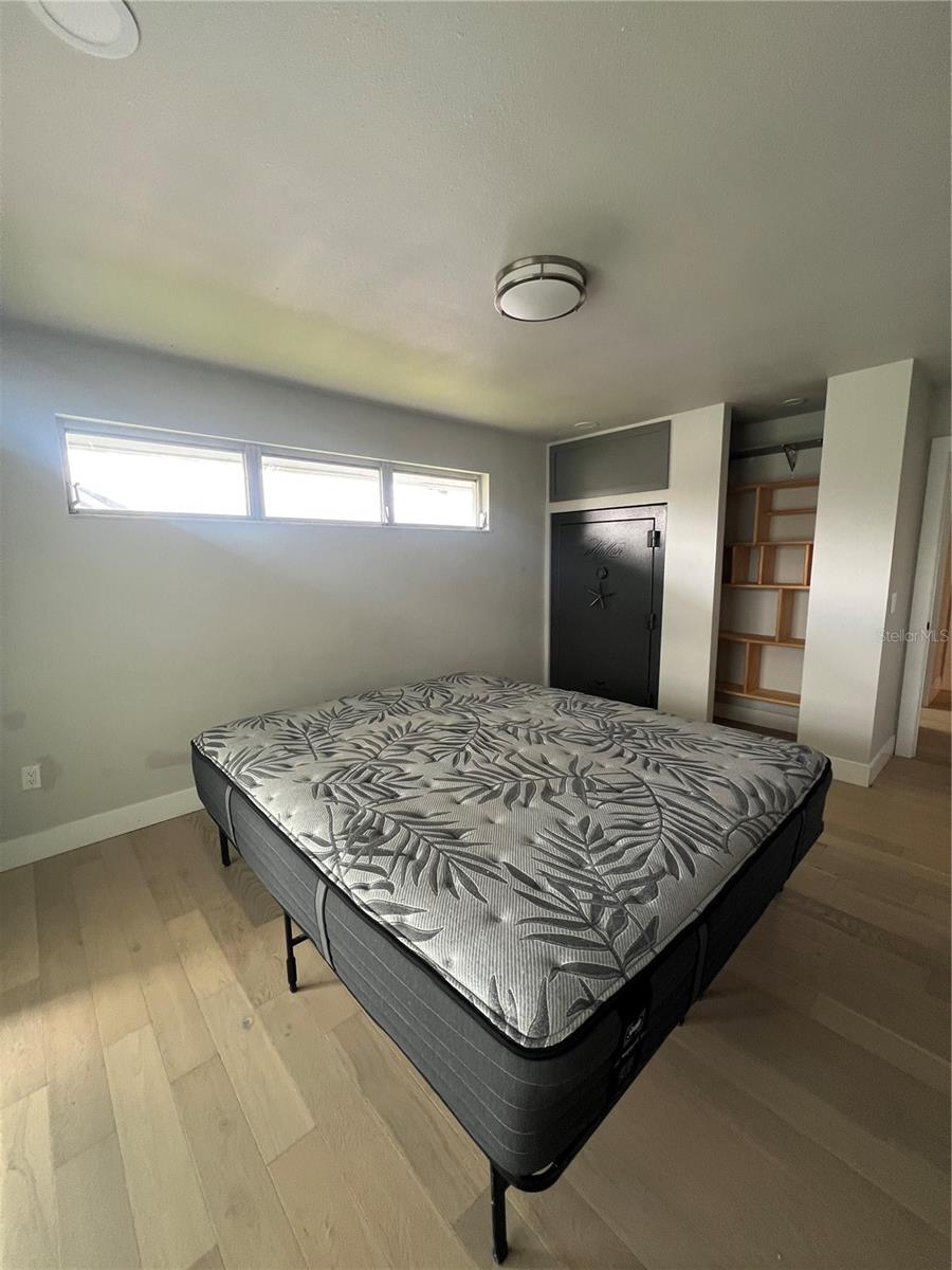Image 11 of 16 For 2821 Coral Way