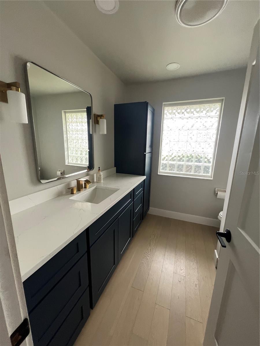Image 8 of 16 For 2821 Coral Way