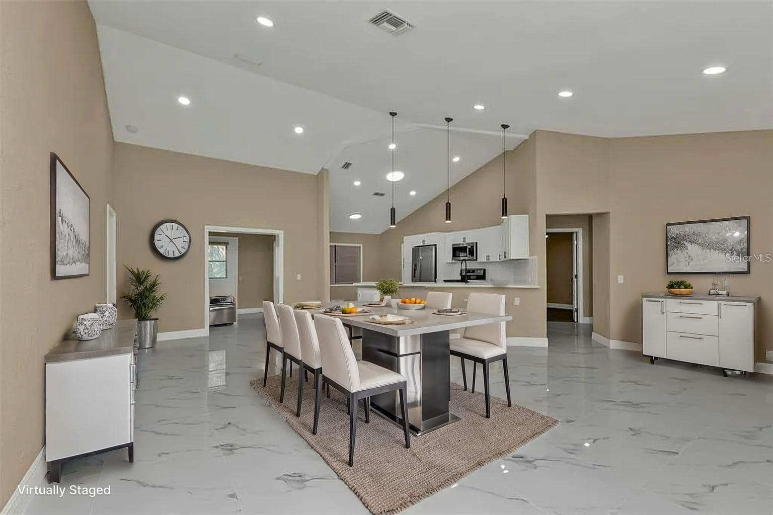 Image 3 of 52 For 2387 Tamarind Street
