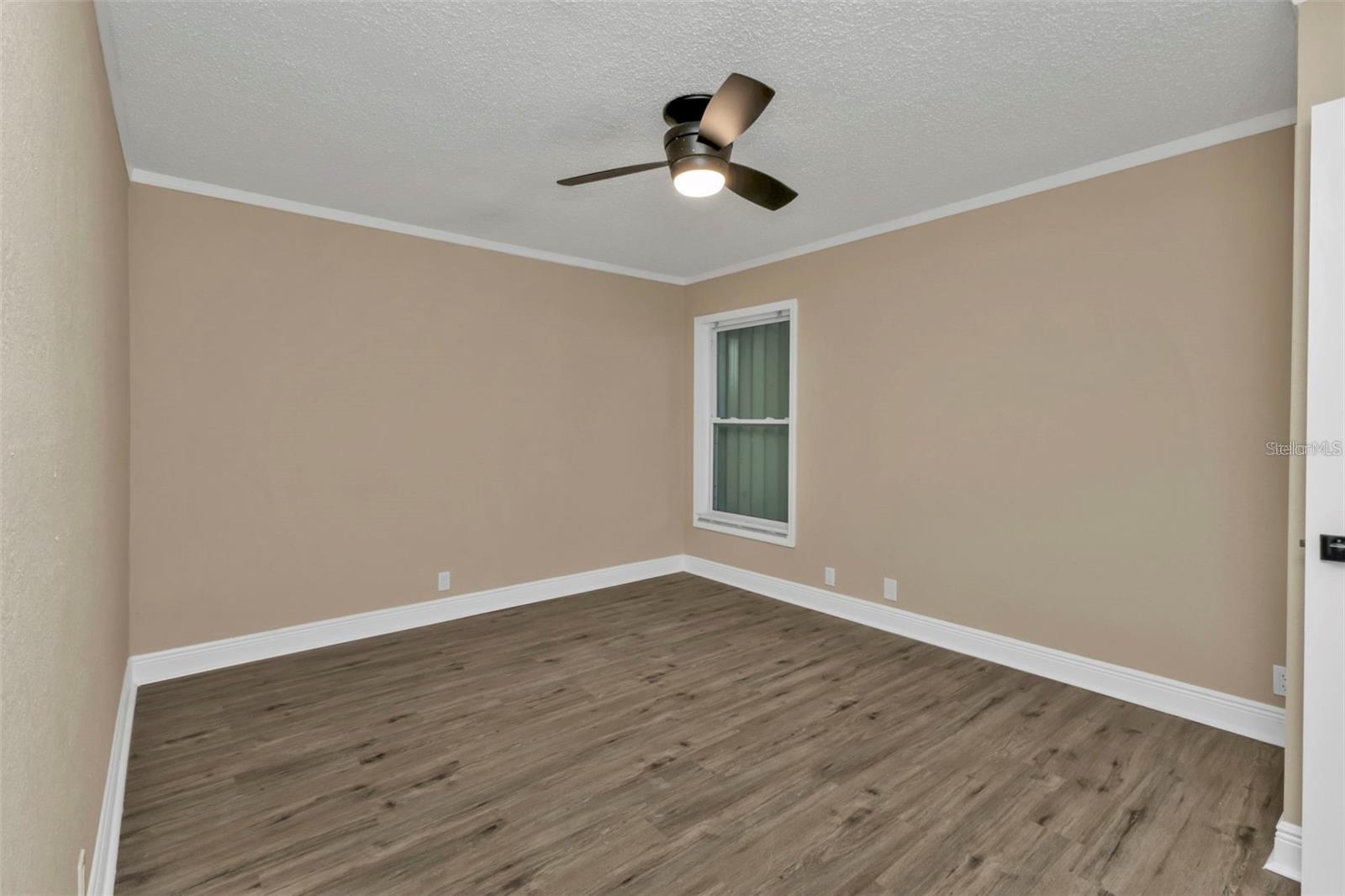 Image 37 of 52 For 2387 Tamarind Street