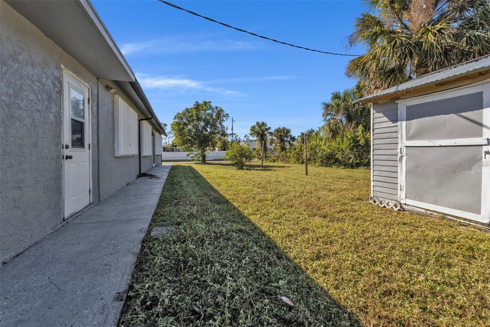 Image 48 of 52 For 2387 Tamarind Street