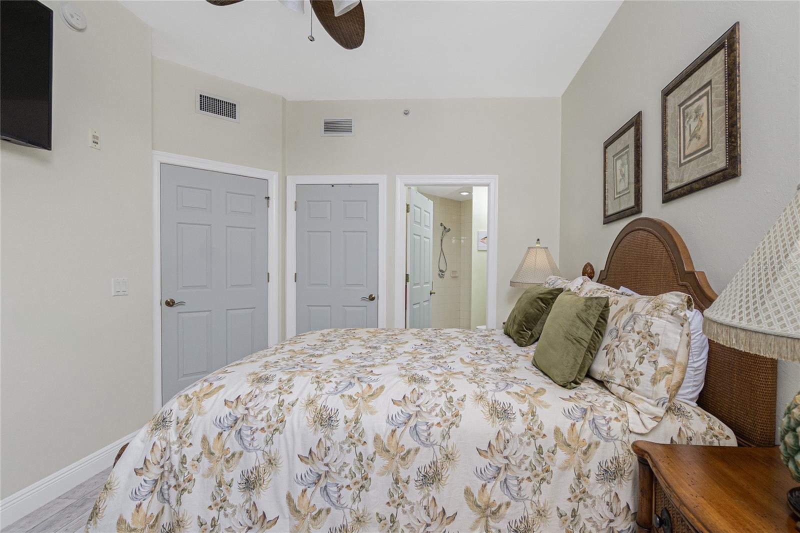 Image 26 of 57 For 3313 Sunset Key Cir  701