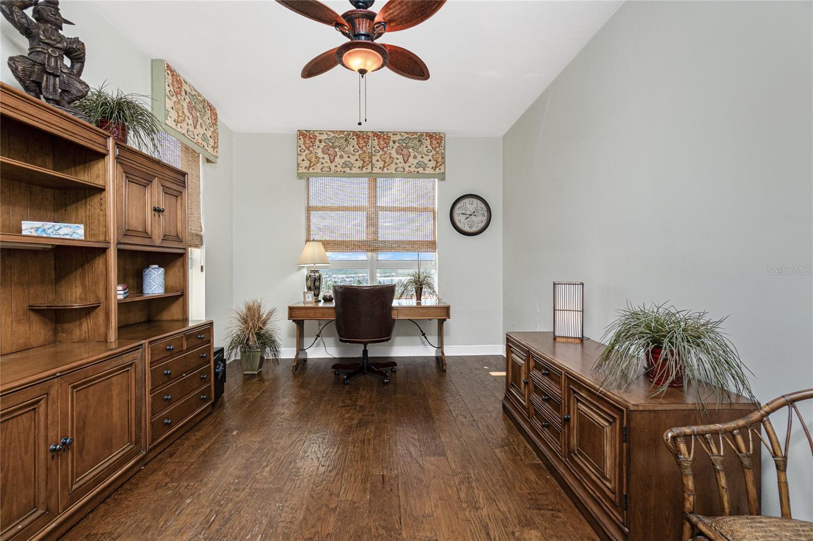 Image 38 of 57 For 3313 Sunset Key Cir  701