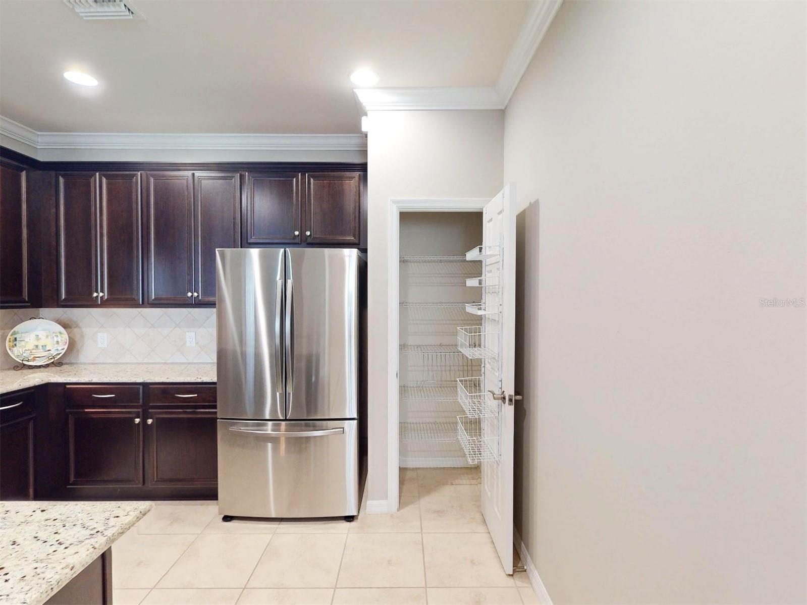 Image 12 of 98 For 2444 Daisy Drive