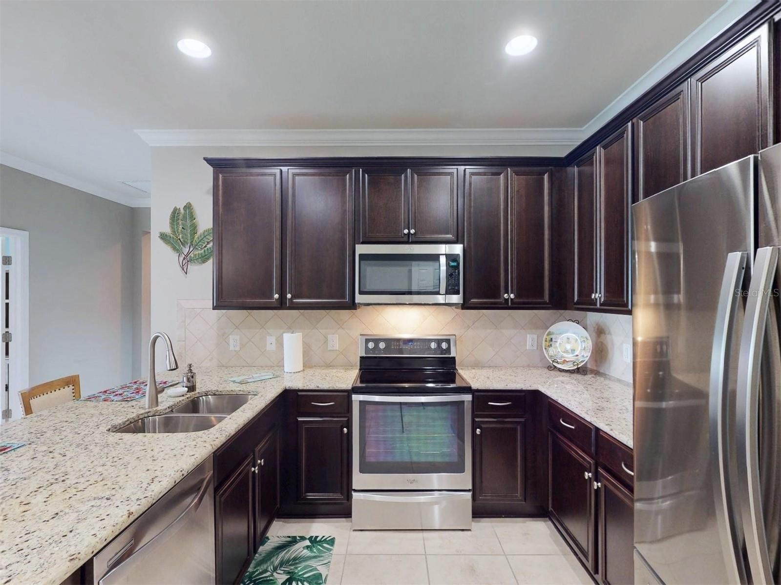 Image 15 of 98 For 2444 Daisy Drive