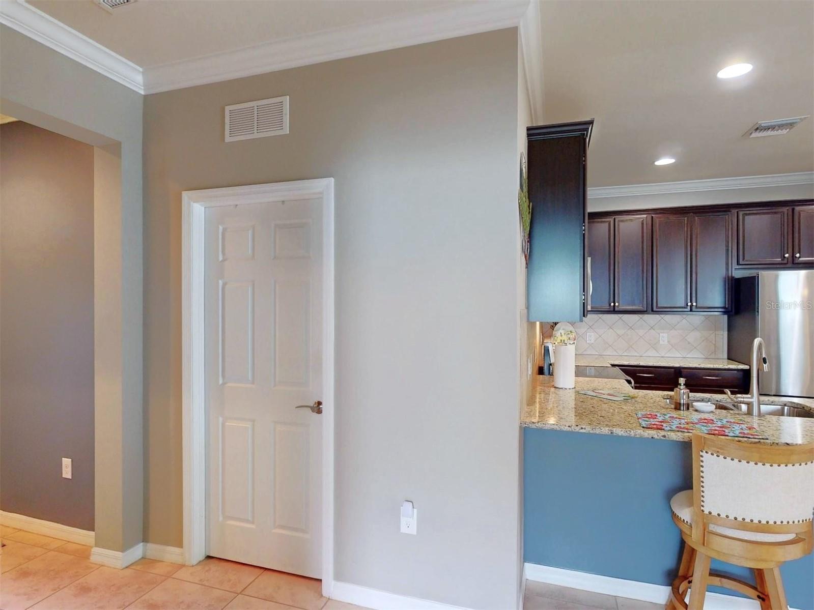 Image 60 of 98 For 2444 Daisy Drive