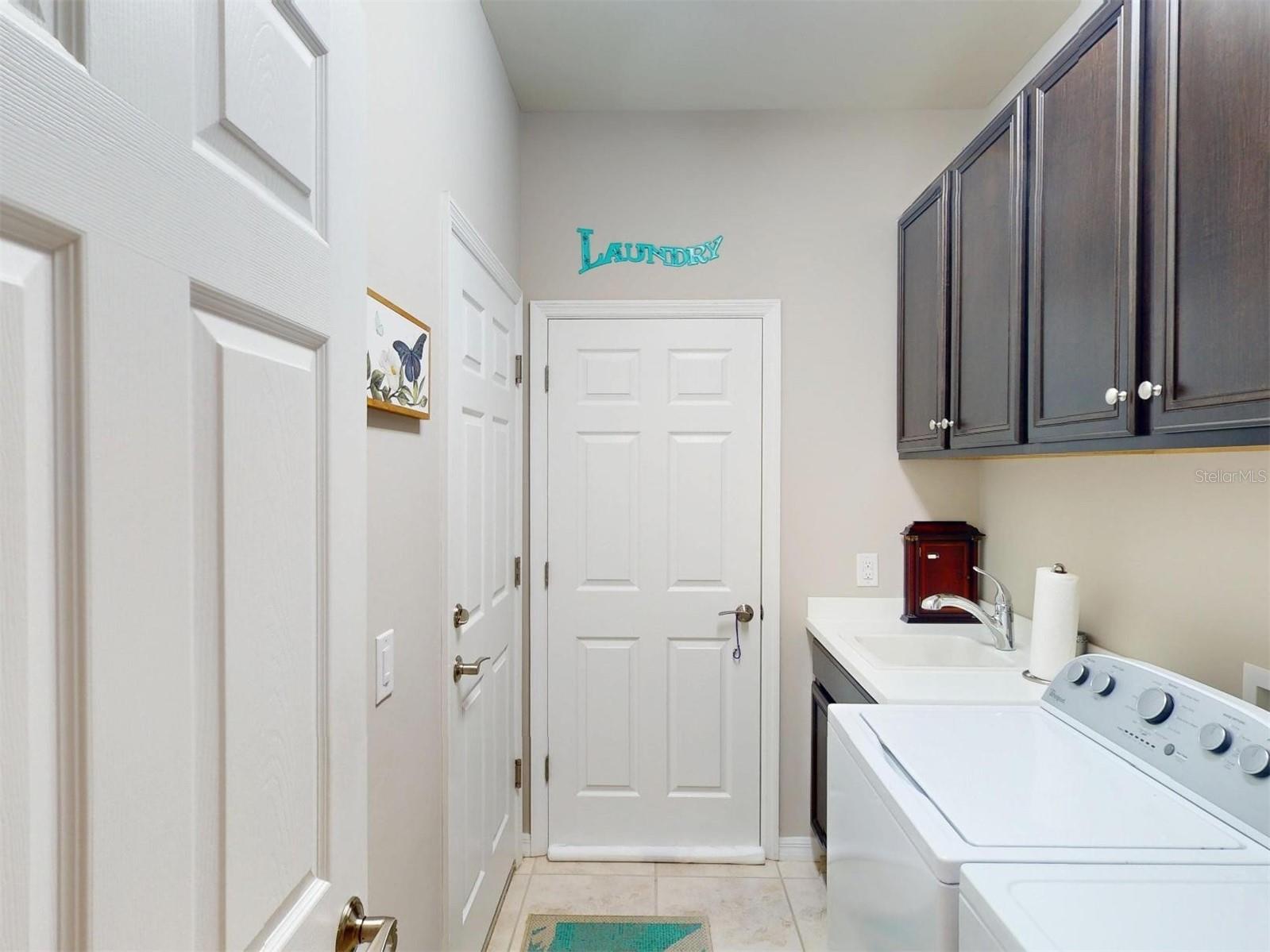 Image 61 of 98 For 2444 Daisy Drive