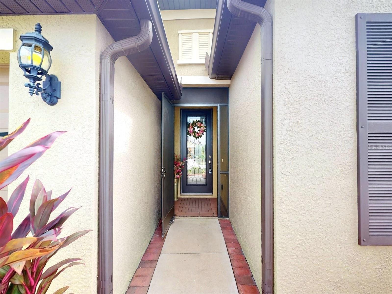 Image 7 of 98 For 2444 Daisy Drive