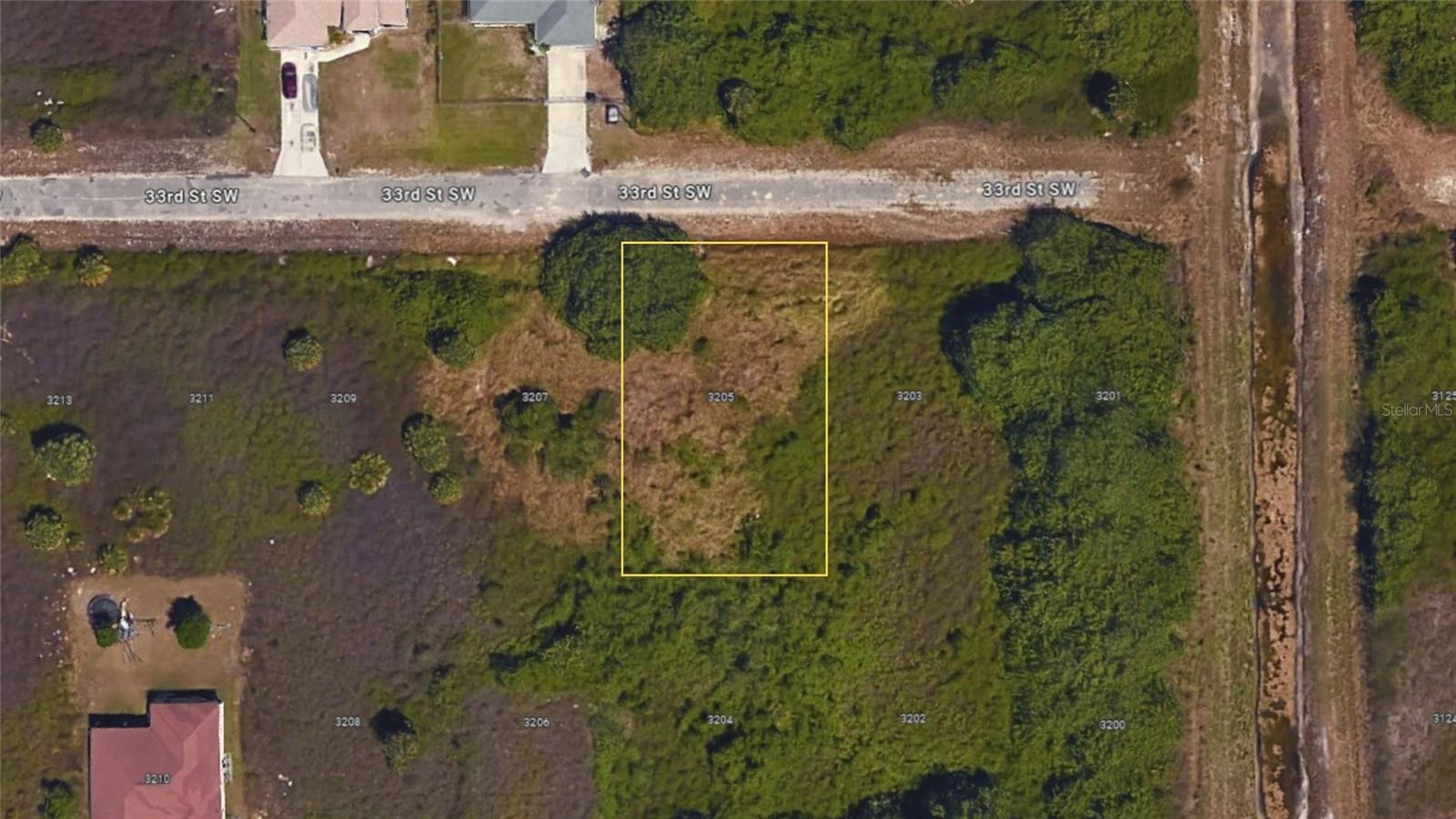 Listing Details for 3205 33rd Street Sw, LEHIGH ACRES, FL 33976