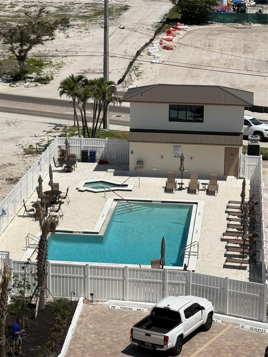 Image 4 of 43 For 2532 Estero Boulevard 607