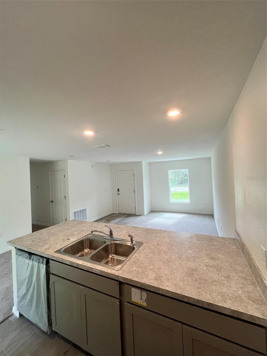 Image 3 of 9 For 10720 Zigler Avenue