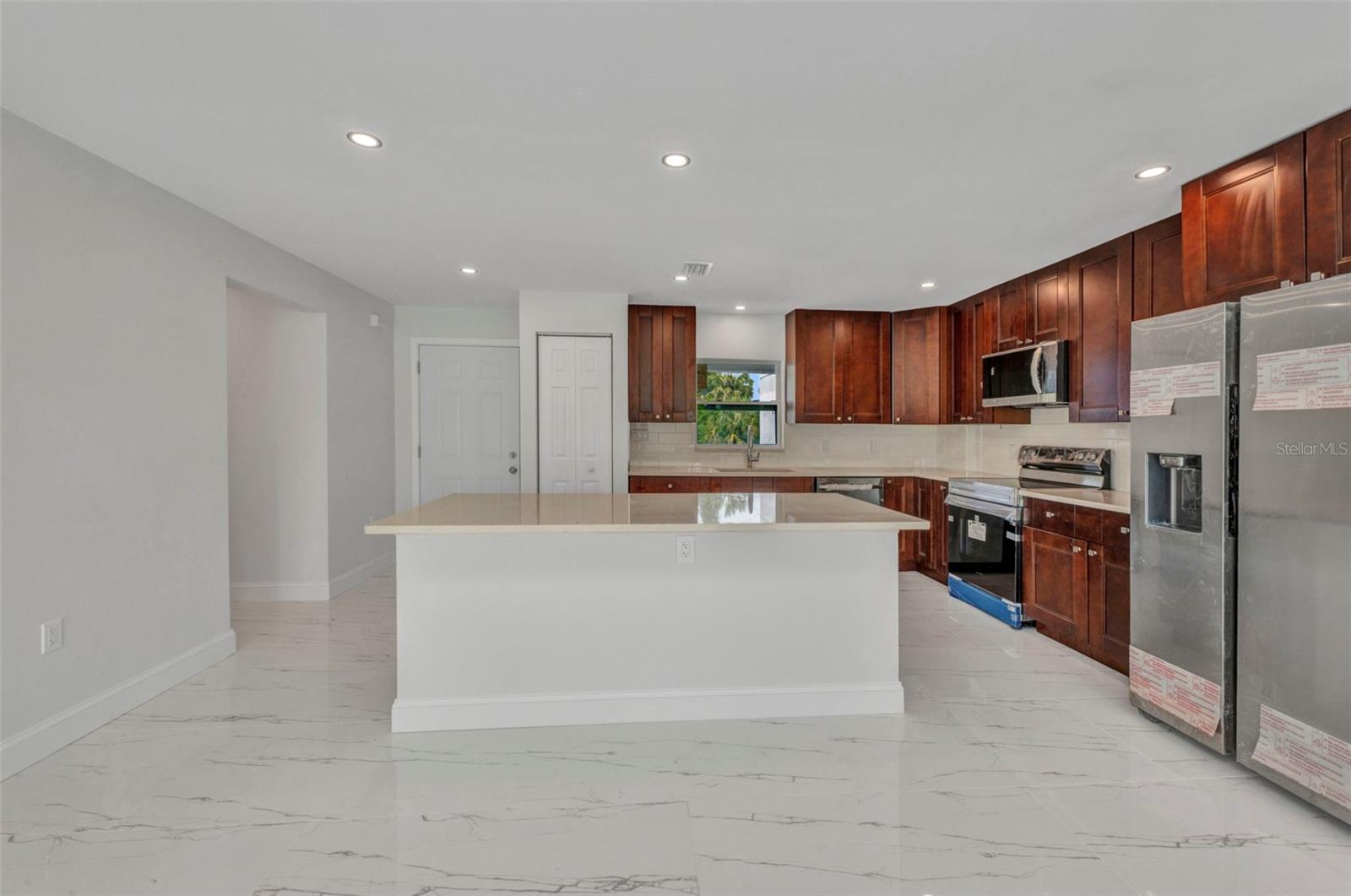 Image 13 of 36 For 5430 Plainfield Terrace