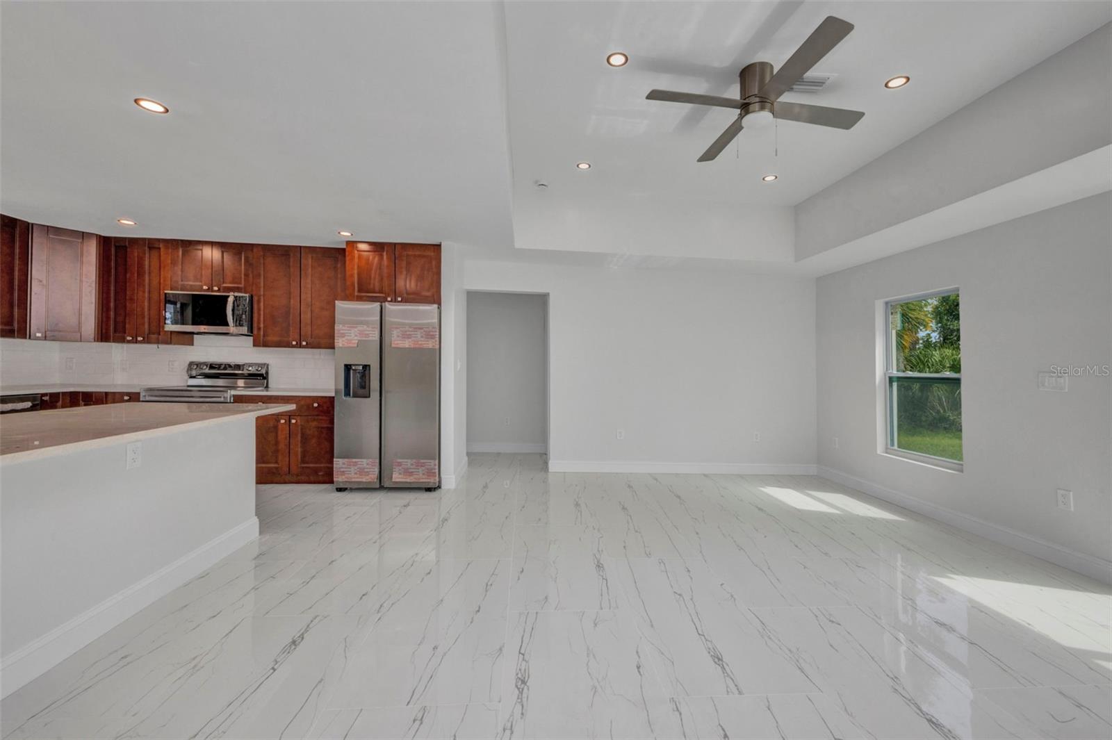 Image 18 of 36 For 5430 Plainfield Terrace