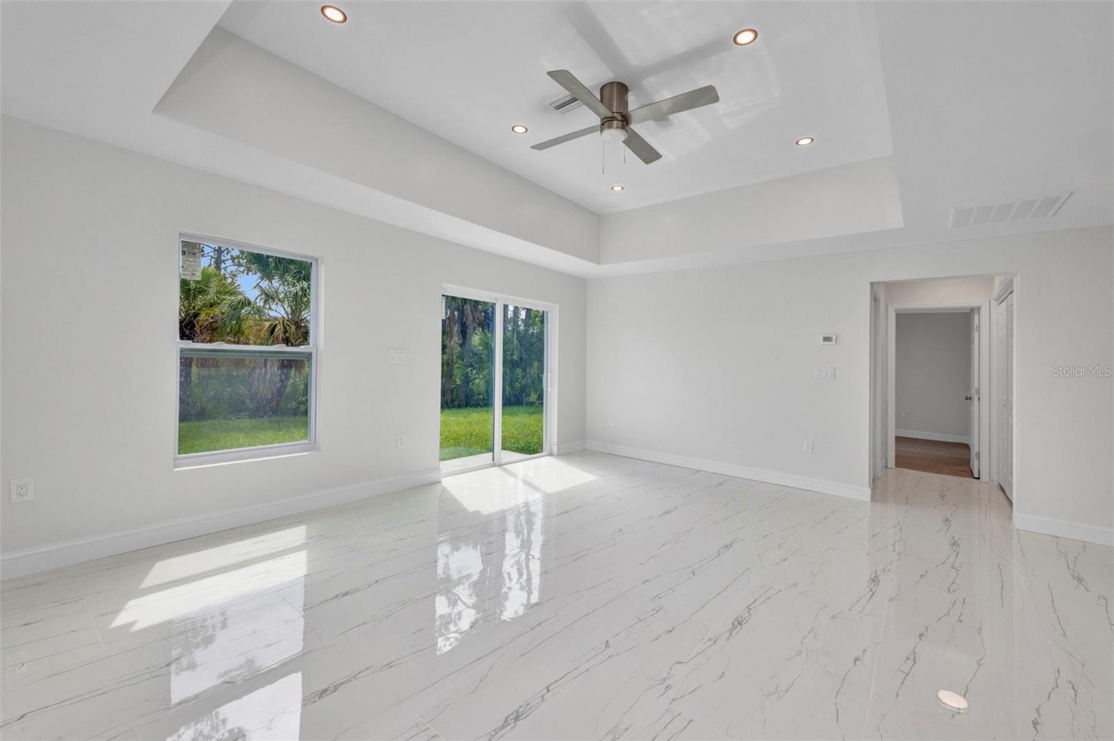 Image 19 of 36 For 5430 Plainfield Terrace