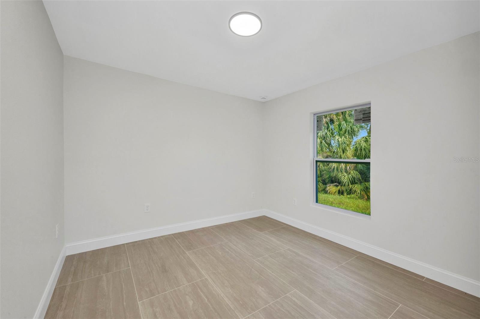 Image 21 of 36 For 5430 Plainfield Terrace