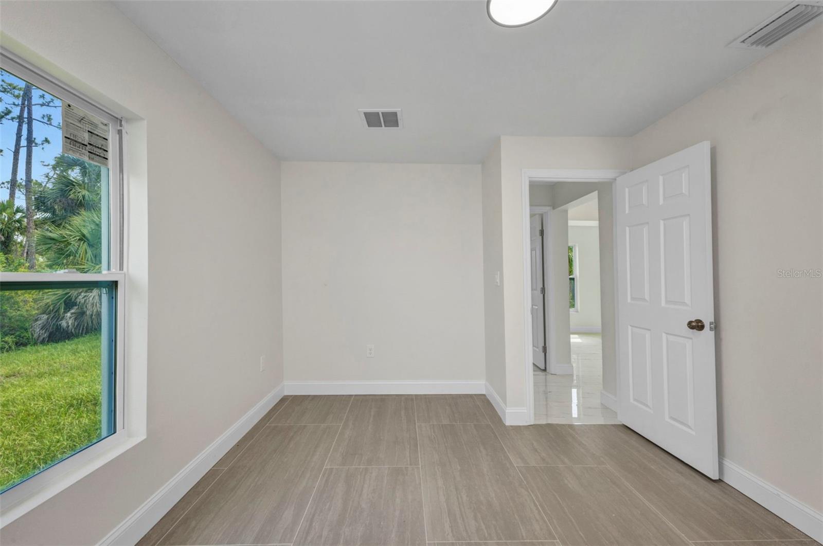 Image 22 of 36 For 5430 Plainfield Terrace