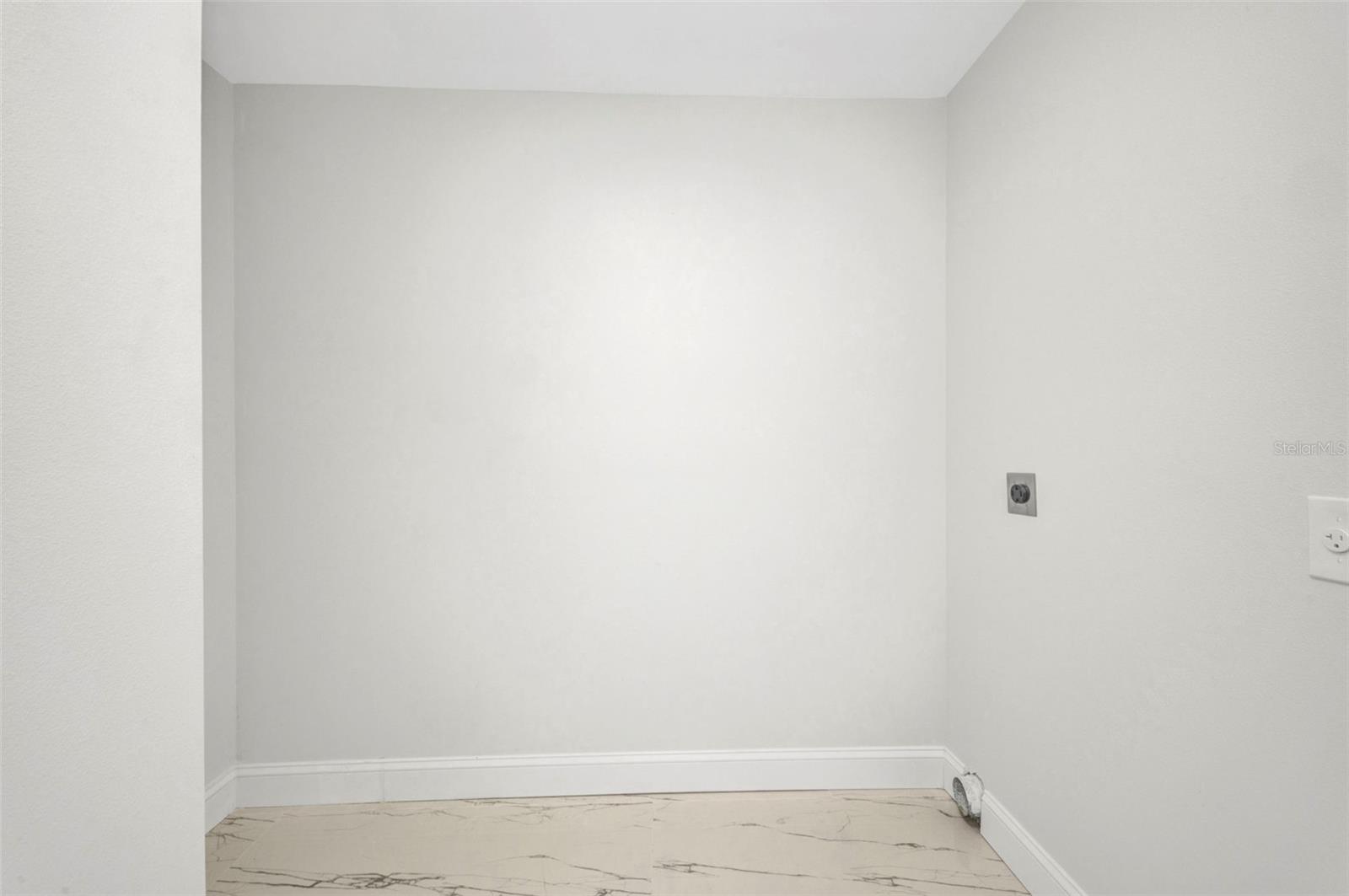 Image 25 of 36 For 5430 Plainfield Terrace