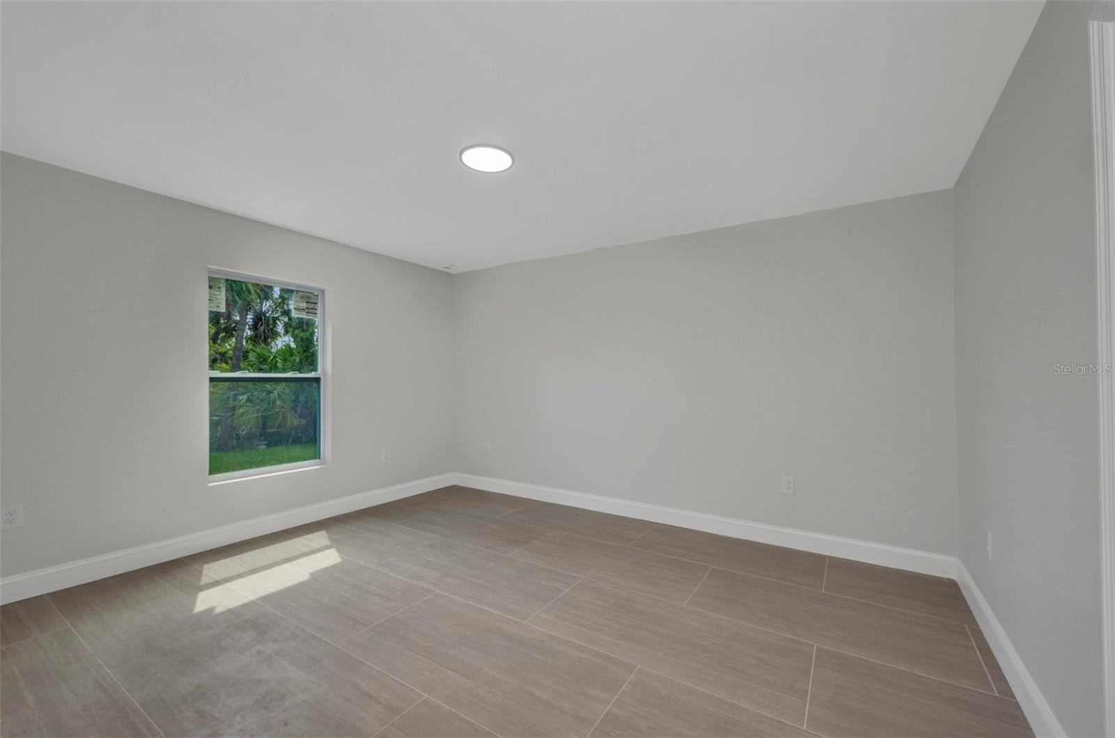 Image 26 of 36 For 5430 Plainfield Terrace