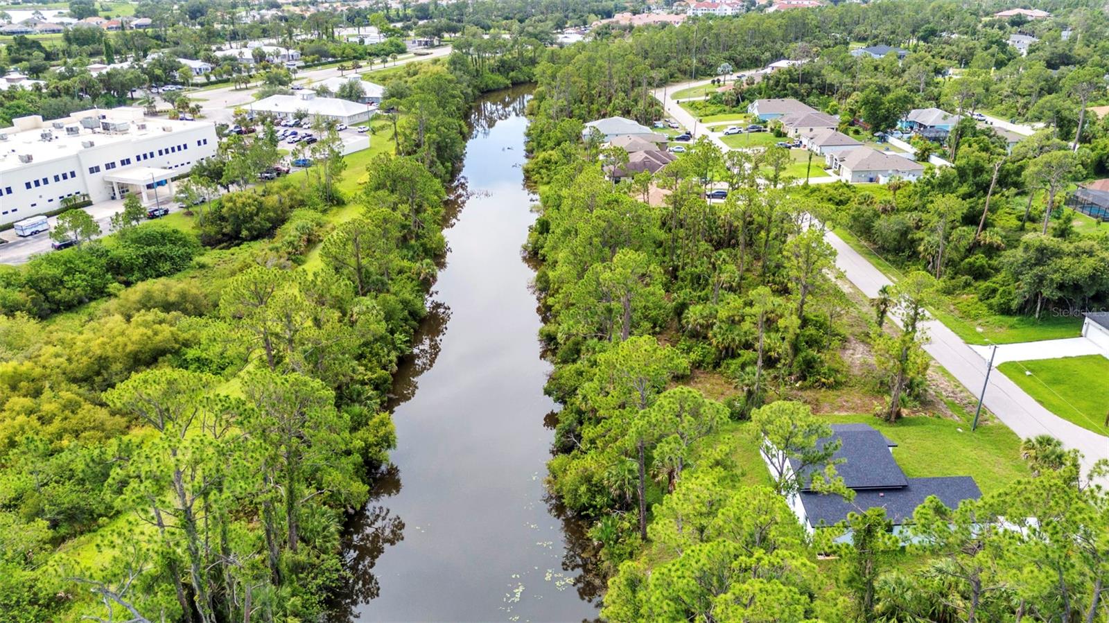 Image 4 of 36 For 5430 Plainfield Terrace