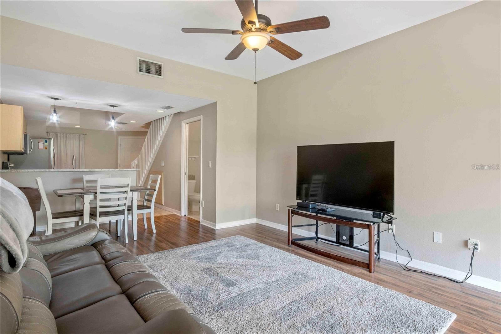 Image 11 of 27 For 1186 Rio De Janeiro Avenue 104