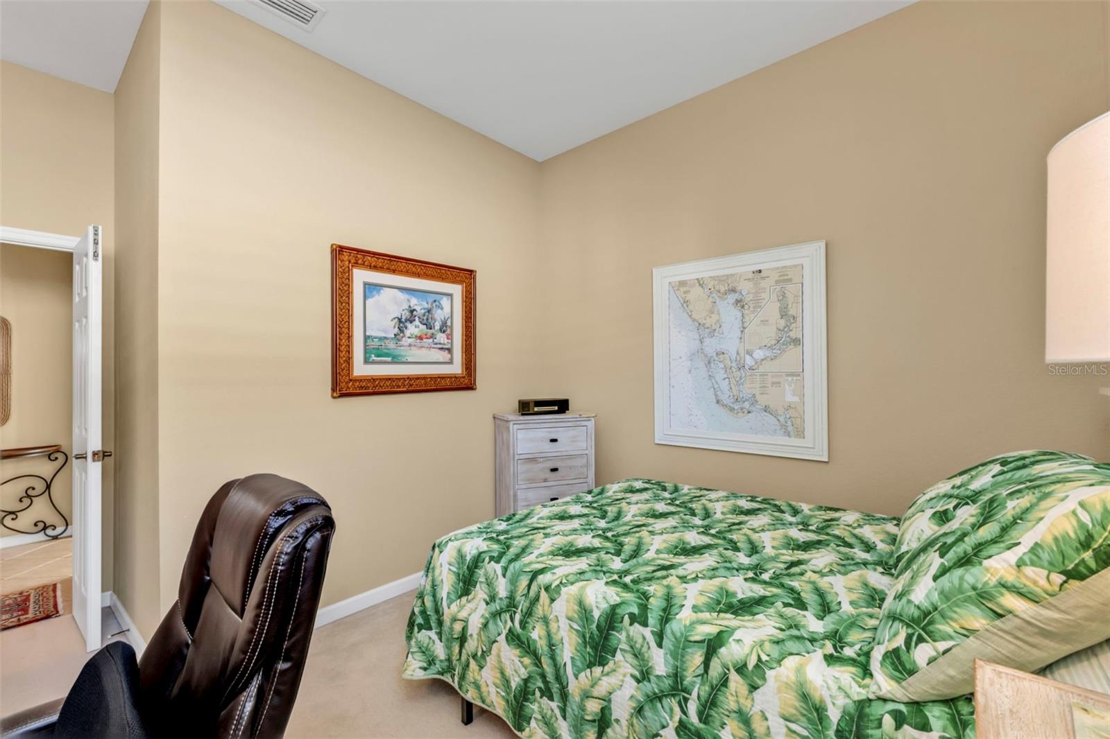 Image 29 of 63 For 13298 Scrub Jay Court