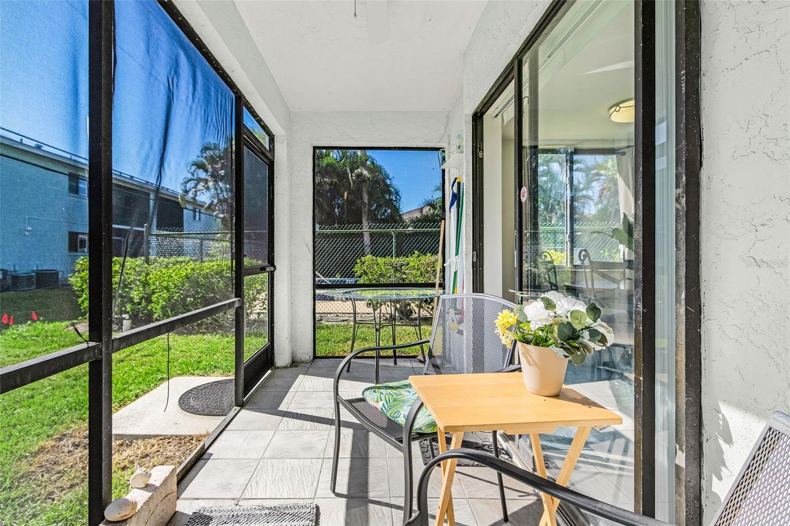 Image 14 of 30 For 4903 Vincennes Street 116