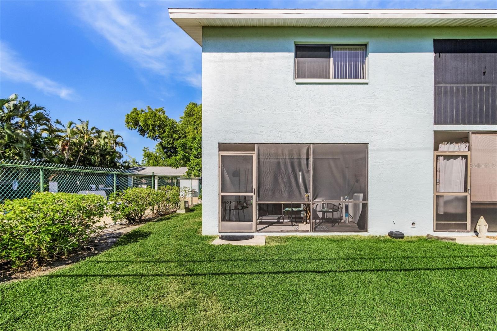 Image 15 of 30 For 4903 Vincennes Street 116