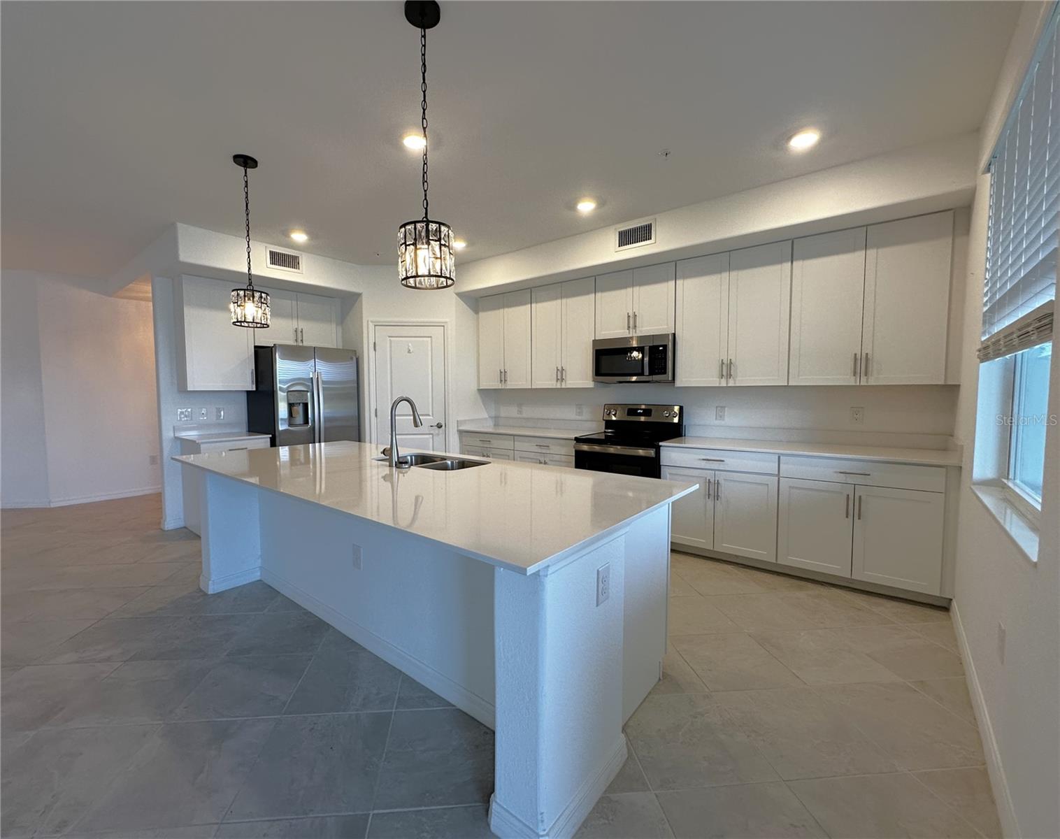 Image 4 of 49 For 14149 Poppy Field Loop 6012