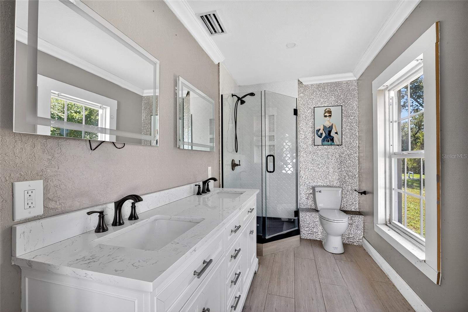 Image 20 of 34 For 5637 Rhapsody Avenue