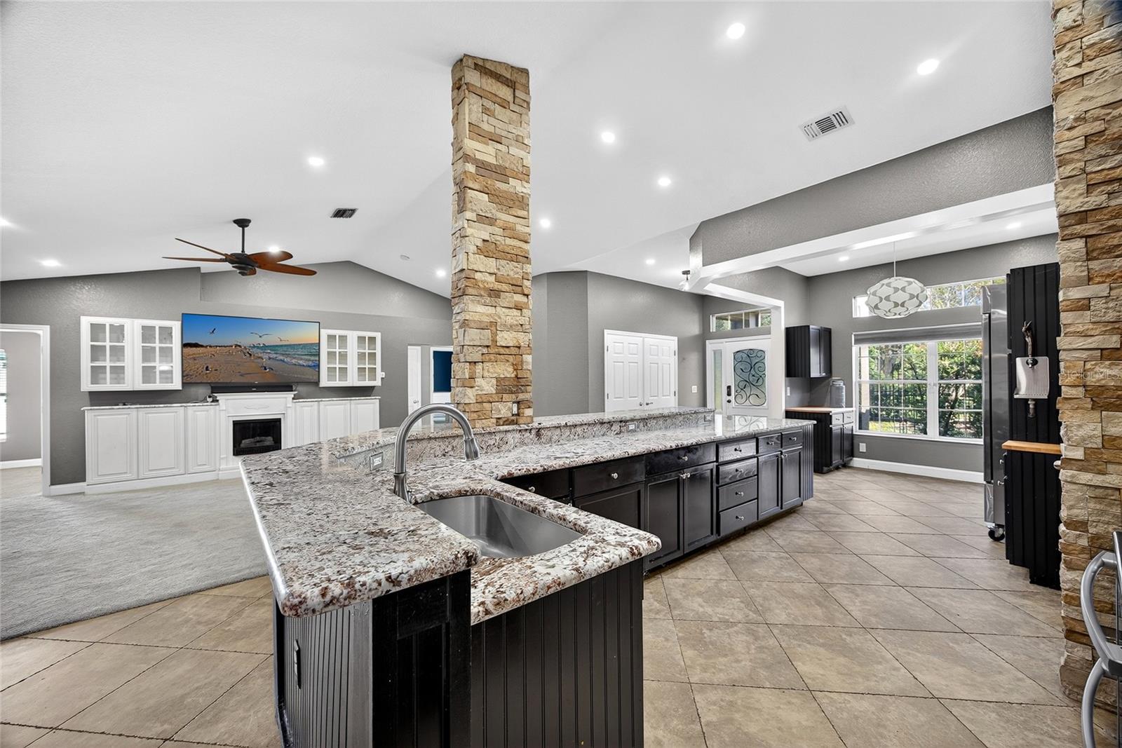 Image 9 of 34 For 5637 Rhapsody Avenue