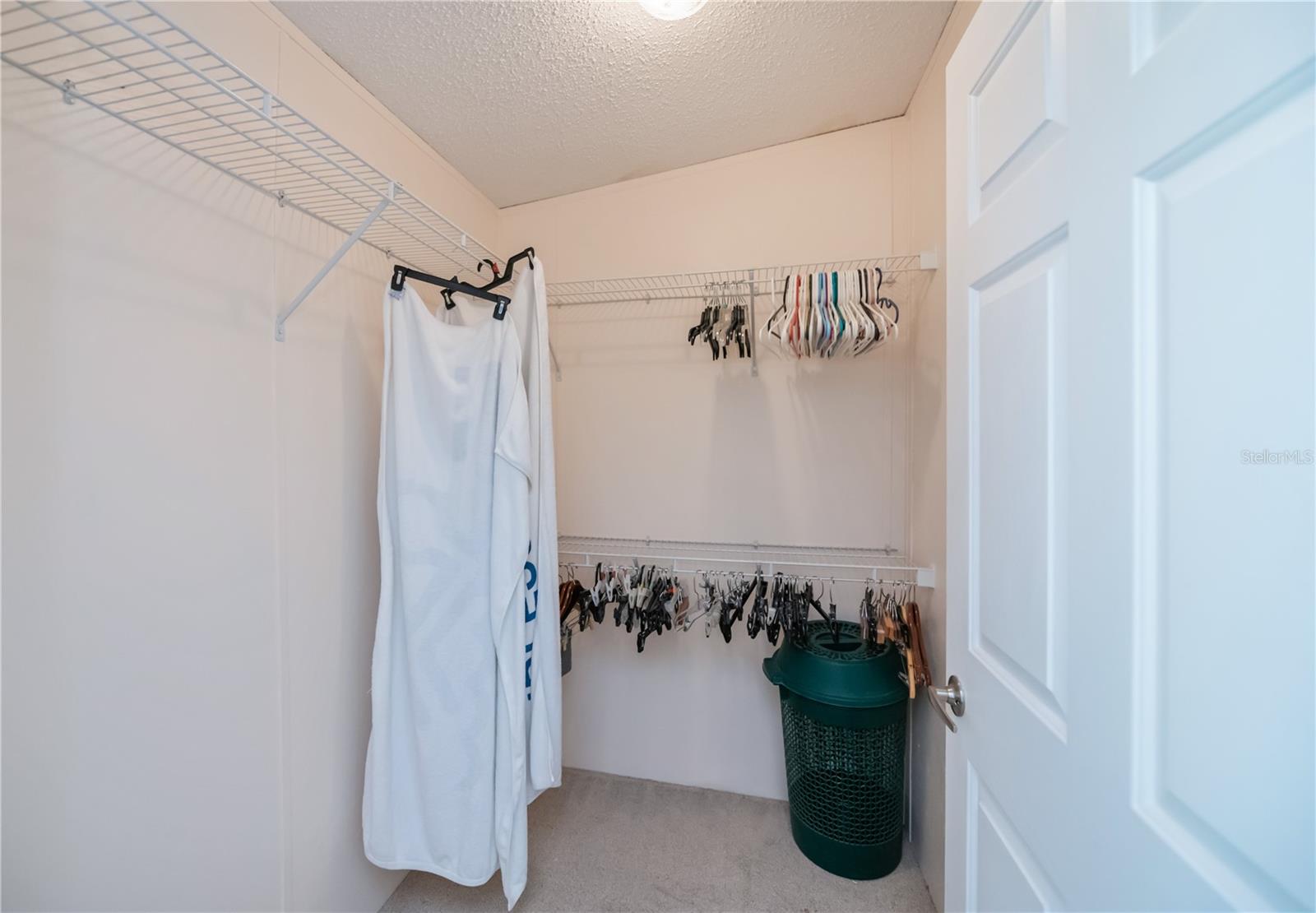 Image 28 of 50 For 2100 Kings Highway 144