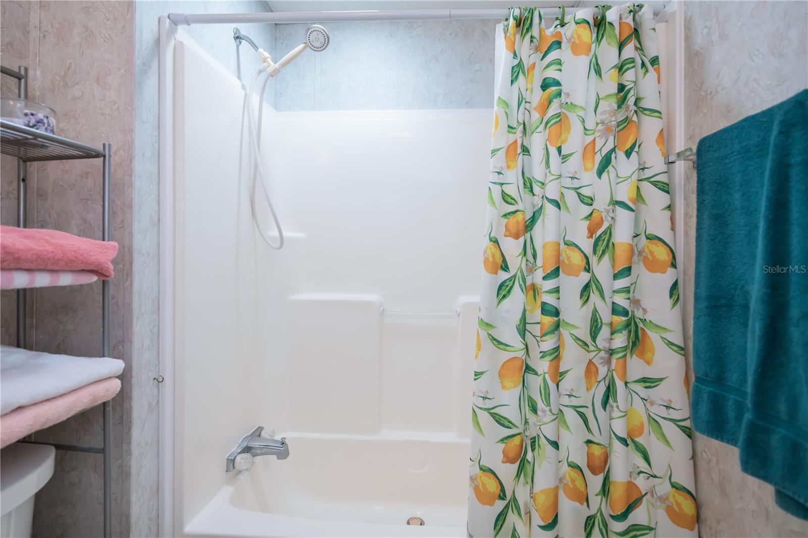 Image 36 of 50 For 2100 Kings Highway 144