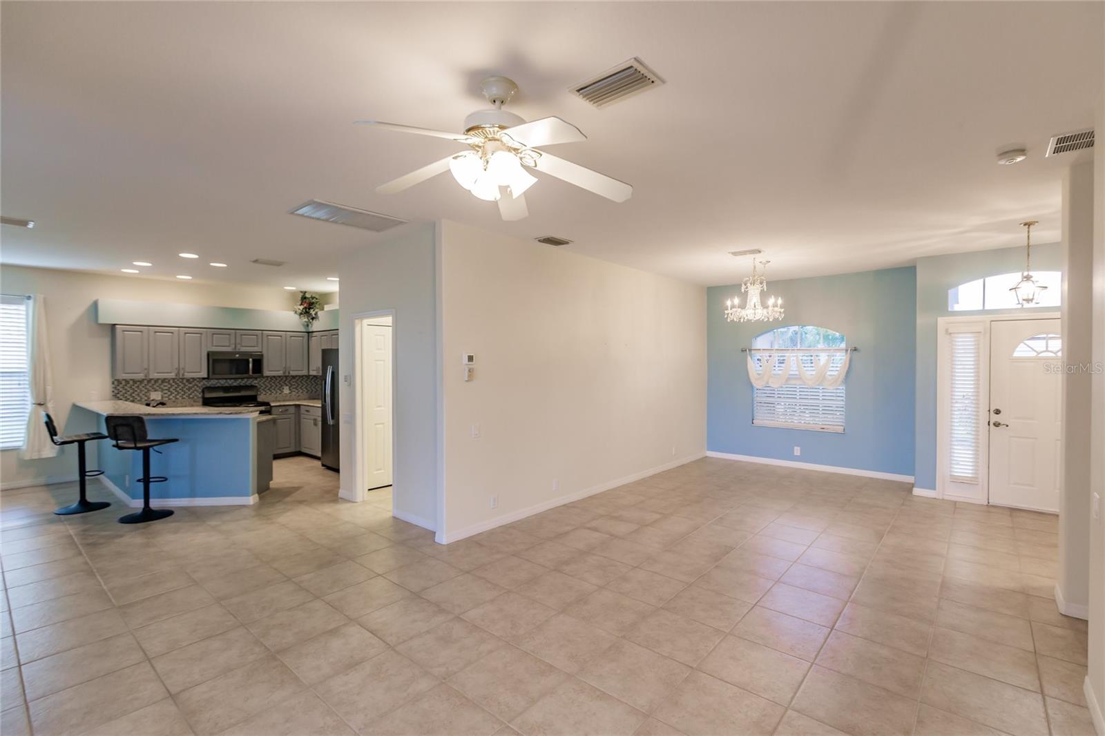 Image 6 of 26 For 2970 Royal Palm Drive