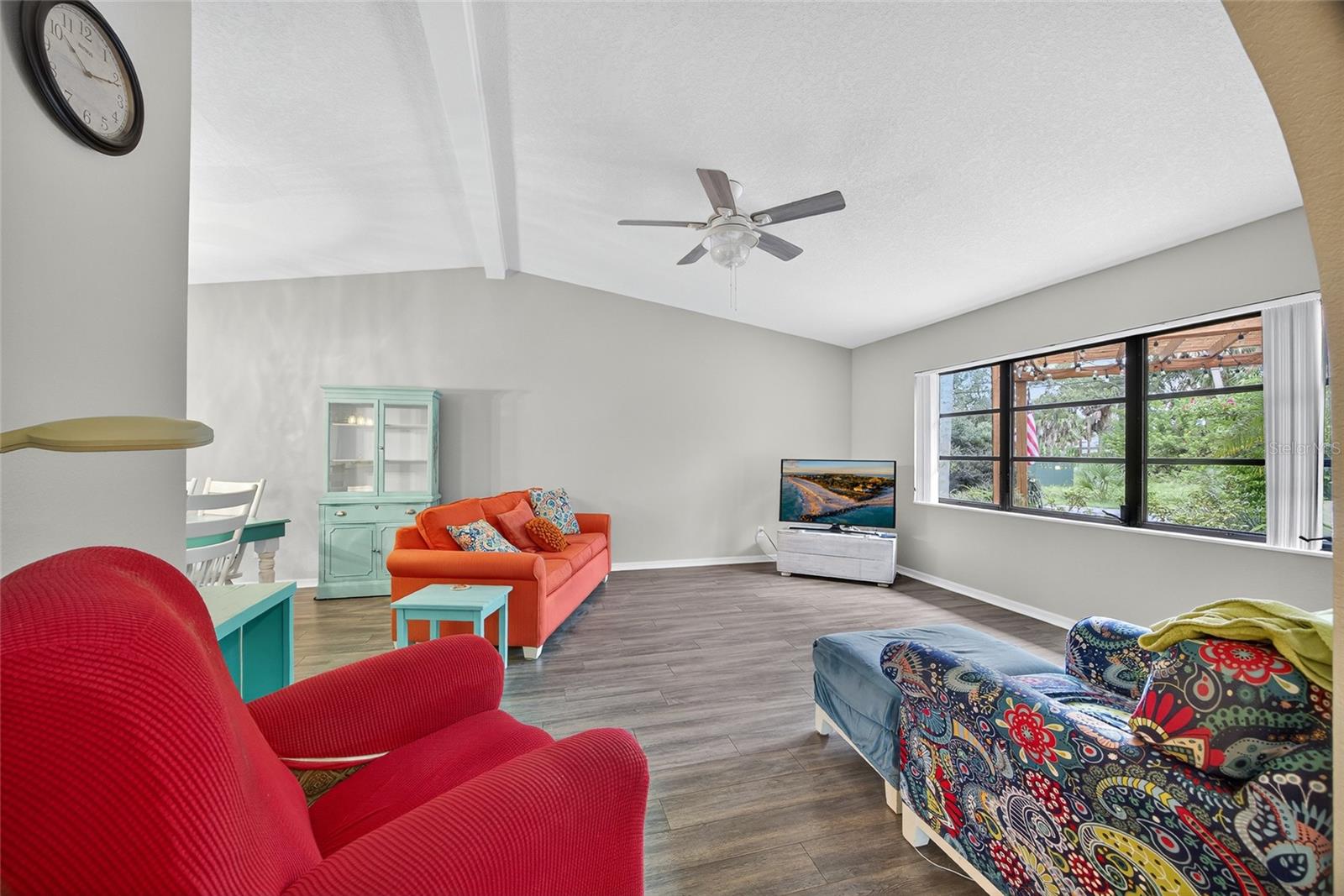 Image 5 of 38 For 4290 Randypaar Street