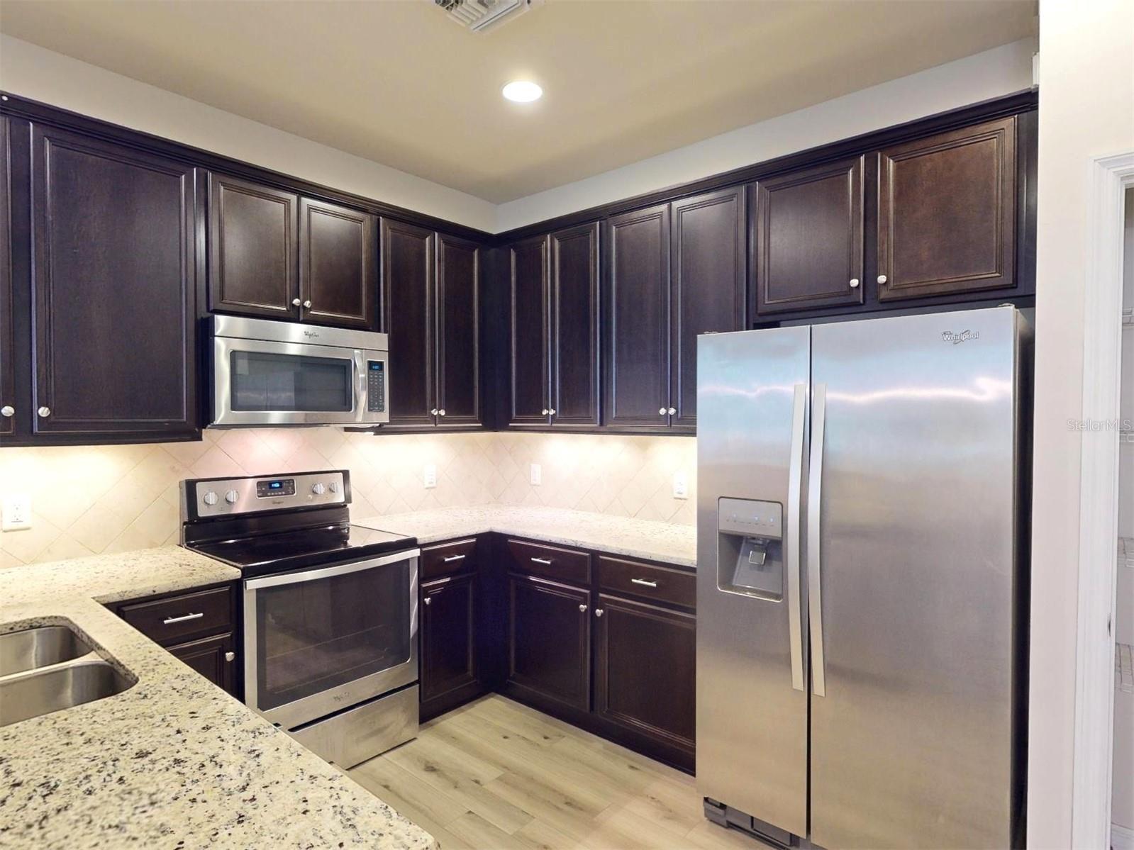 Image 13 of 85 For 2476 Daisy Drive