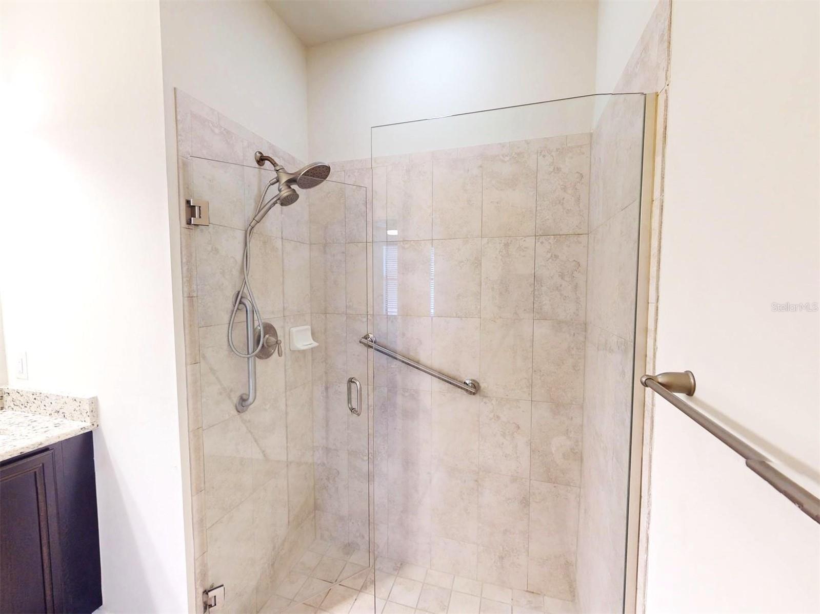 Image 29 of 85 For 2476 Daisy Drive