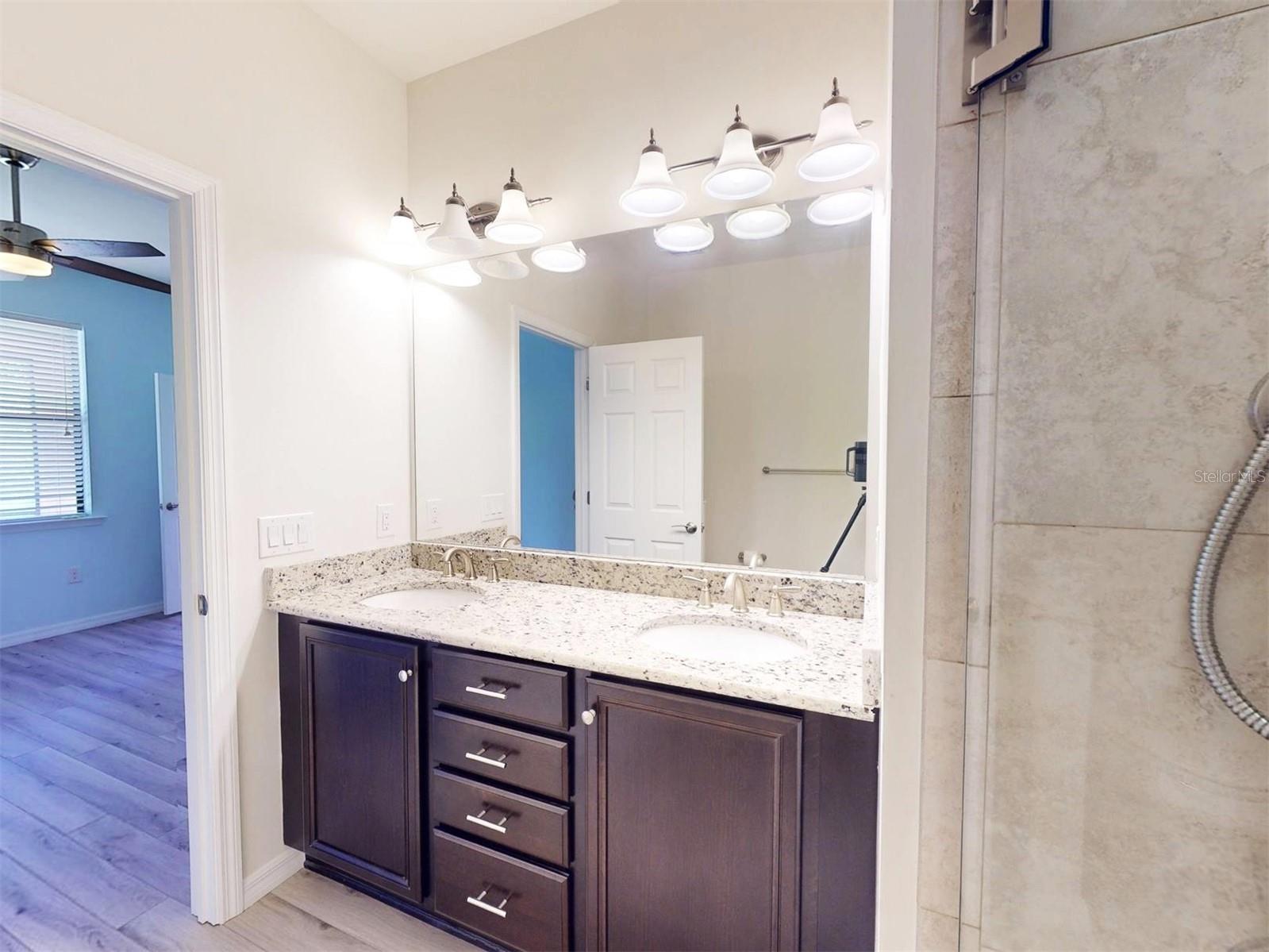 Image 30 of 85 For 2476 Daisy Drive