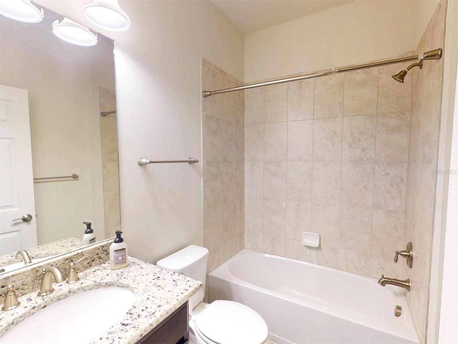 Image 38 of 85 For 2476 Daisy Drive