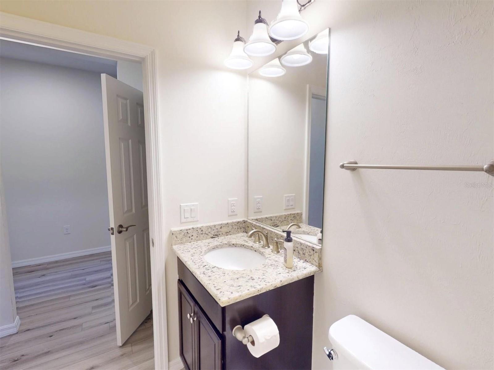 Image 40 of 85 For 2476 Daisy Drive