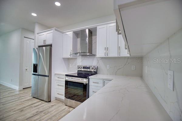 Image 18 of 81 For 17434 Oro Court