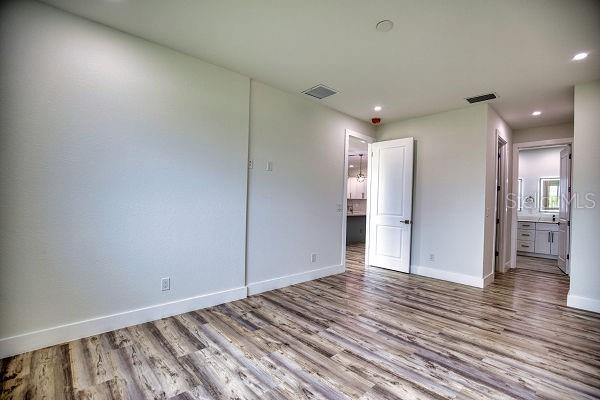 Image 38 of 81 For 17434 Oro Court