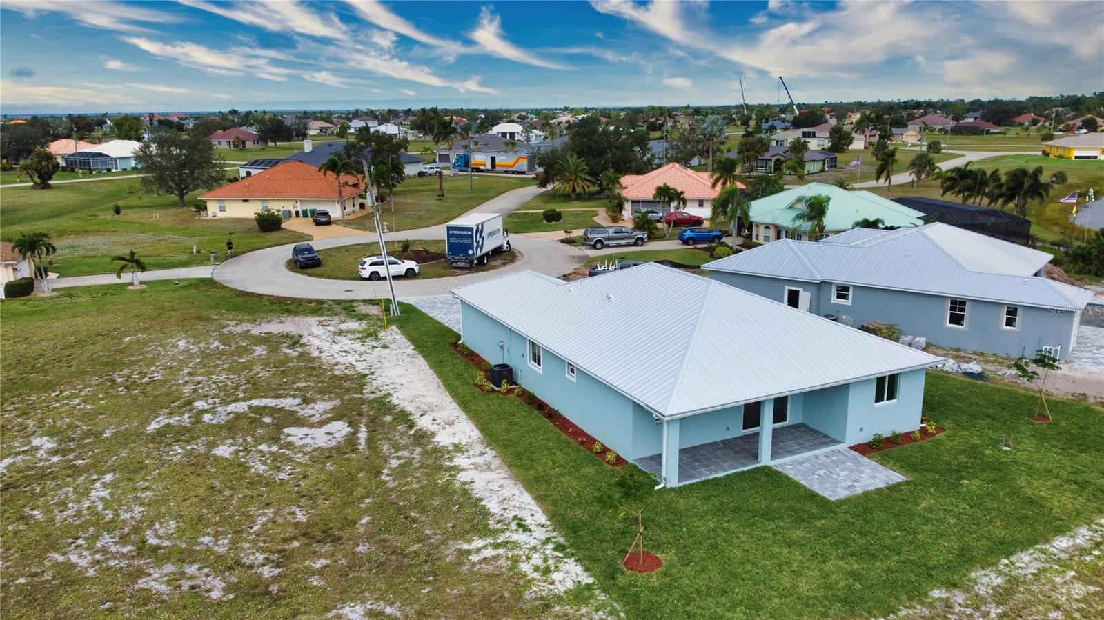 Image 59 of 81 For 17434 Oro Court