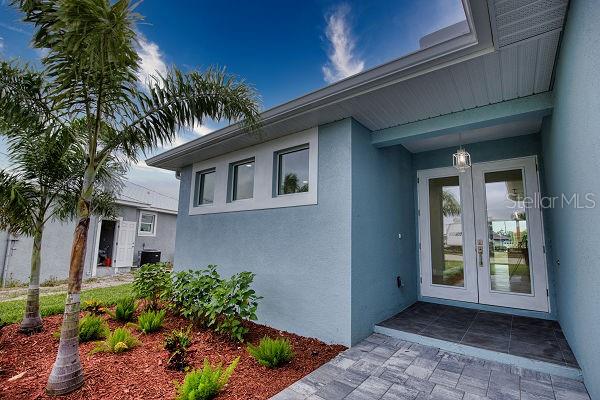 Image 8 of 81 For 17434 Oro Court