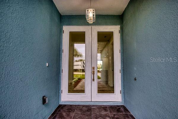 Image 9 of 81 For 17434 Oro Court