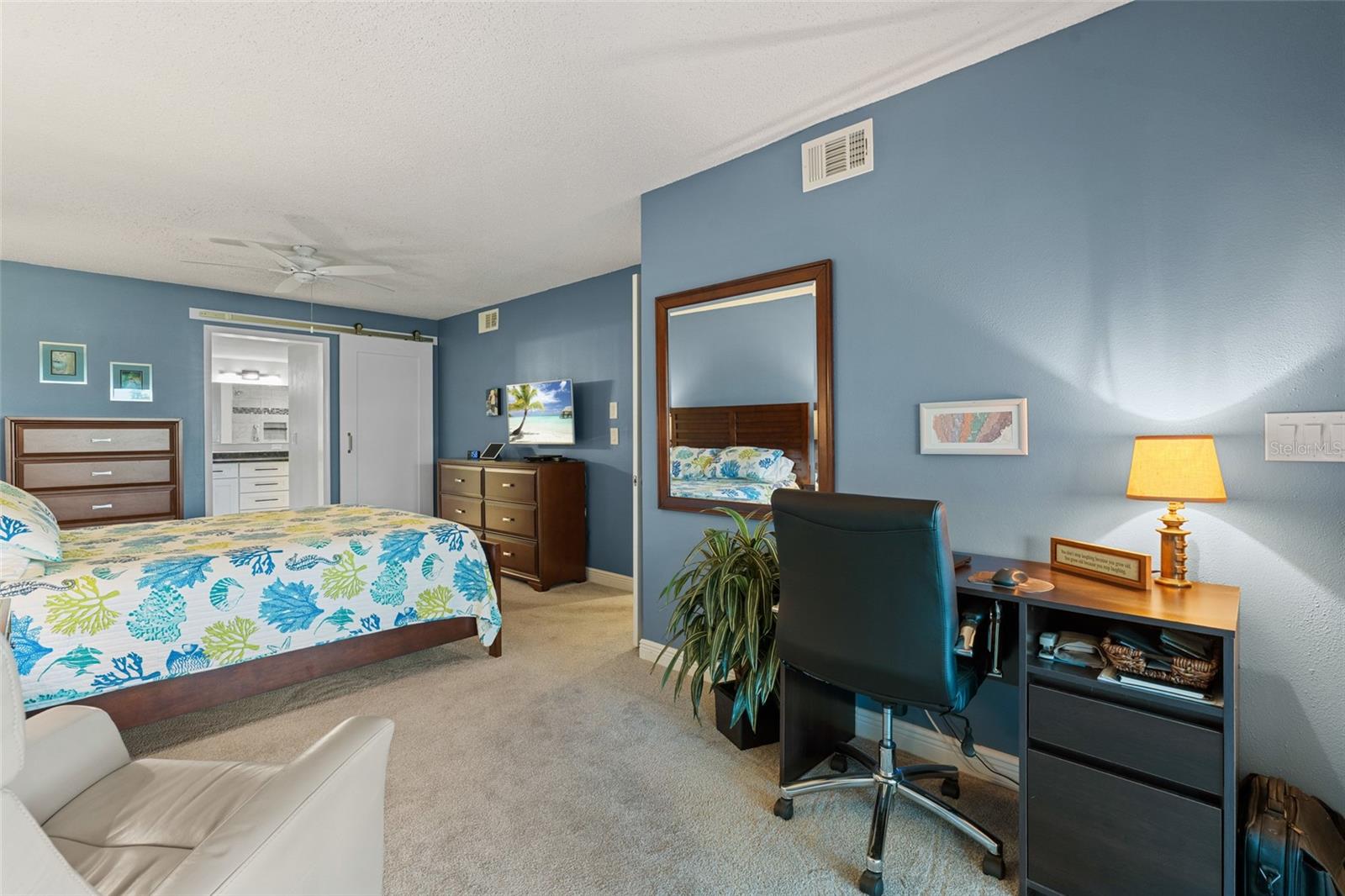 Image 9 of 32 For 14770 Eagle Ridge Drive 112