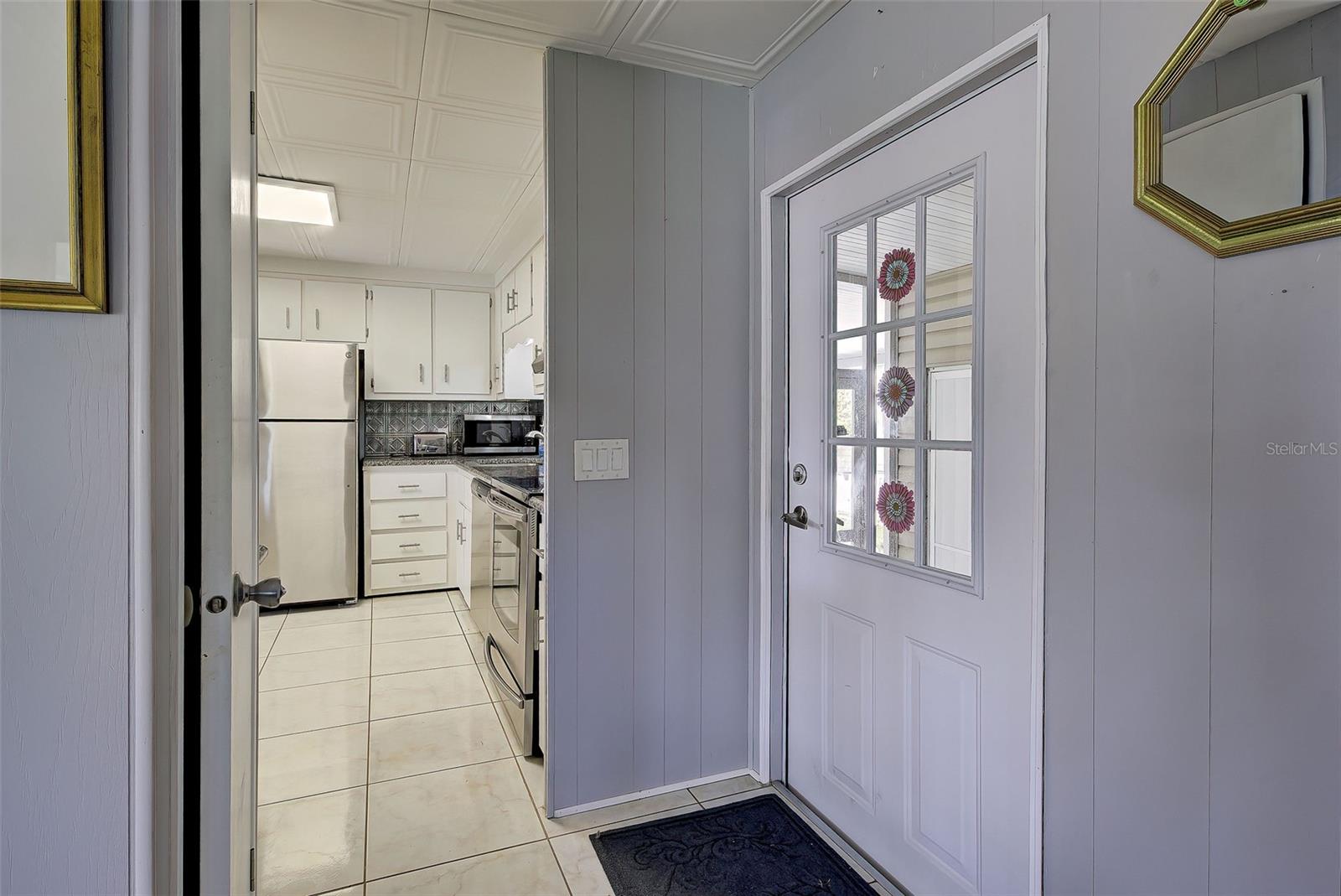 Image 22 of 56 For 2100 Kings Highway 885