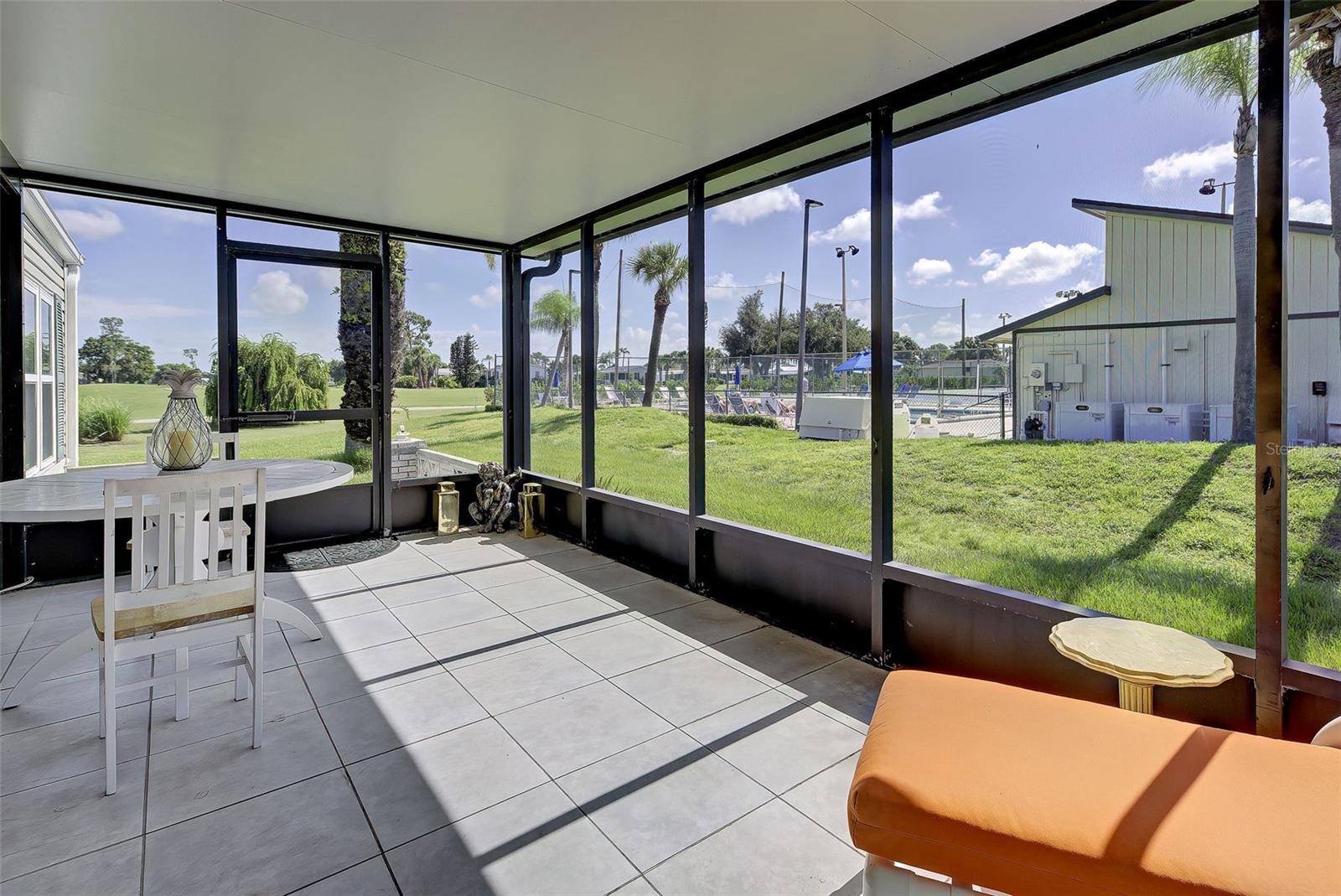 Image 44 of 56 For 2100 Kings Highway 885