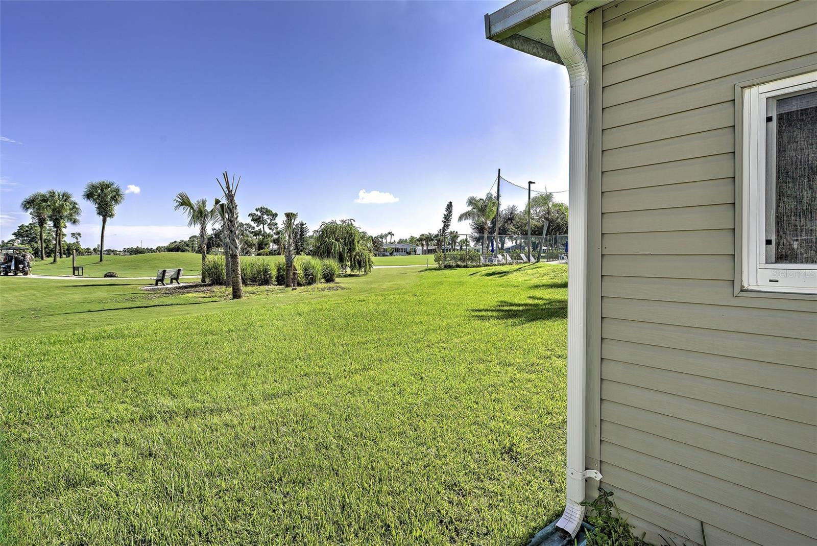 Image 54 of 56 For 2100 Kings Highway 885