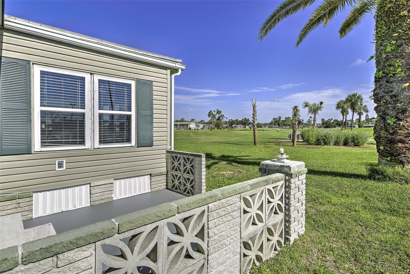 Image 8 of 56 For 2100 Kings Highway 885