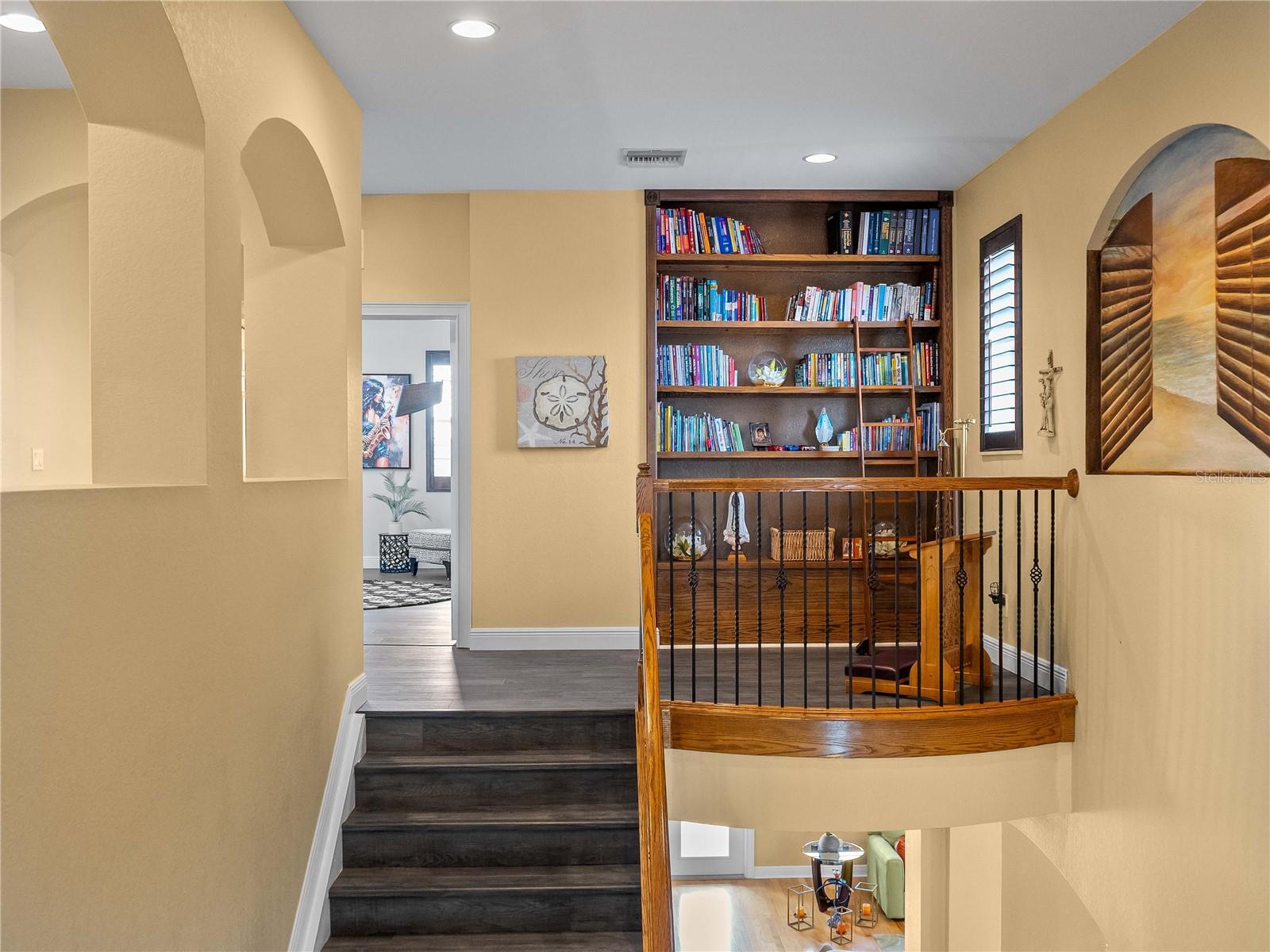 Image 14 of 100 For 24343 Riverfront Drive